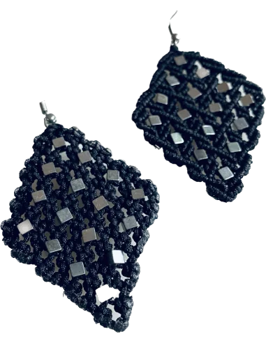 Χειροποίητα σκουλαρίκια μακραμέ σε σχήμα ρόμβου Dorida