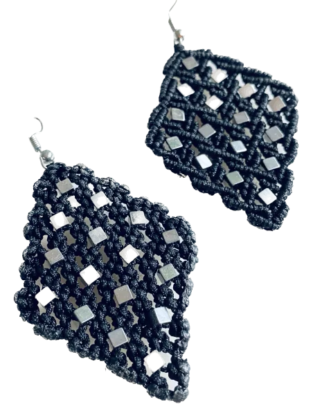 Χειροποίητα σκουλαρίκια μακραμέ σε σχήμα ρόμβου Dorida