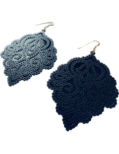 Χειροποίητα μαύρα διάτρητα σκουλαρίκια Kentima