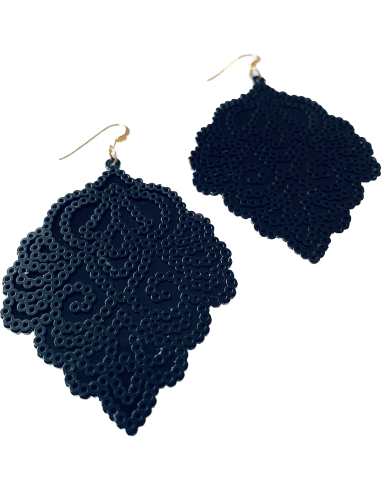 Χειροποίητα μαύρα διάτρητα σκουλαρίκια Kentima