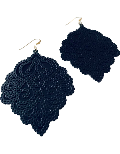 Χειροποίητα μαύρα διάτρητα σκουλαρίκια Kentima