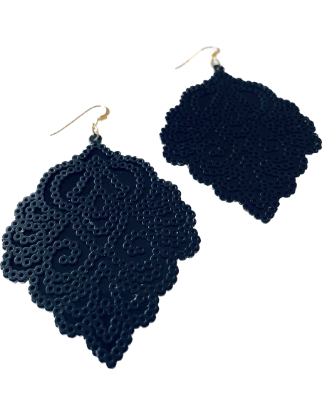 Χειροποίητα μαύρα διάτρητα σκουλαρίκια Kentima