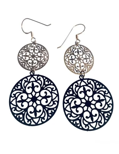 Χειροποίητα γυναικεία διάτρητα σκουλαρίκια σε χρυσό και μαύρο