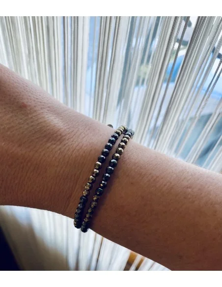Χειροποίητο δίσειρο βραχιόλι με ημιπολύτιμες πέτρες Αιματίτη Ioli Χειροποίητο δίσειρο βραχιόλι με ημιπολύτιμες πέτρες Αιματίτη Ioli