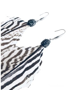 Γυναικεία σκουλαρίκια με φτερό σε καφέ μπεζ απόχρωση, καπάκι από πέτρες μαρκασίτη και γάντζους από ανοξείδωτο ατσάλι Mohican 2