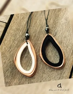 Χειροποίητο γυναικείο κόσμημα κολιέ με κρεμαστό στοιχείο σε λευκό ή μαύρο Mina