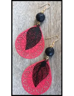Κόσμημα σκουλαρίκια φιλιγκρί σε φούξια χρώμα σε σχήμα σταγόνας, μαύρο φύλλο και ορυκτή πέτρα λάβας Rosita