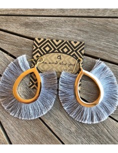 Κόσμημα σκουλαρίκια με κρόσια σε γκρι, απαλό ροζ, λευκό ή... 2