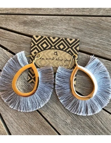 Κόσμημα σκουλαρίκια με κρόσια σε γκρι, απαλό...