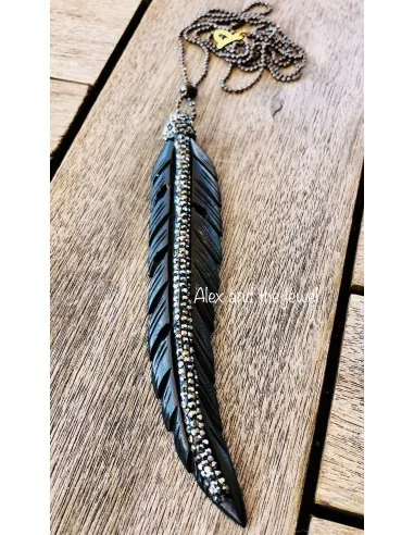 Χειροποίητο κολιέ μαύρο φτερό Feather