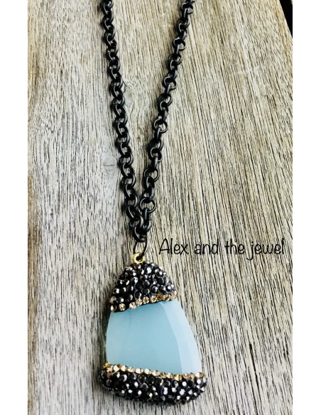 Κολιέ με κρεμαστό στοιχείο από ημιπολύτιμο λίθο Φεγγαρόπετρα και πέτρες μαρκασίτη σε gun metal αλυσίδα με αυξομείωση Moon